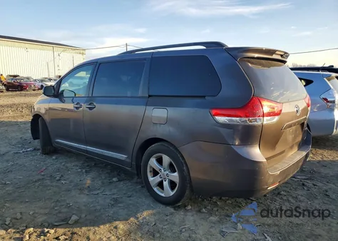 2014 Toyota Sienna Le from USA, damaged, VIN 5TDKK3DC4ES522210